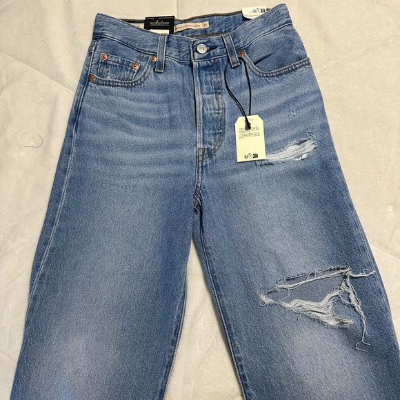 LEVI’S Ribcage Straight Ankle Denim Jeans (NEW WITH TAGS) - Picture 1 of 4